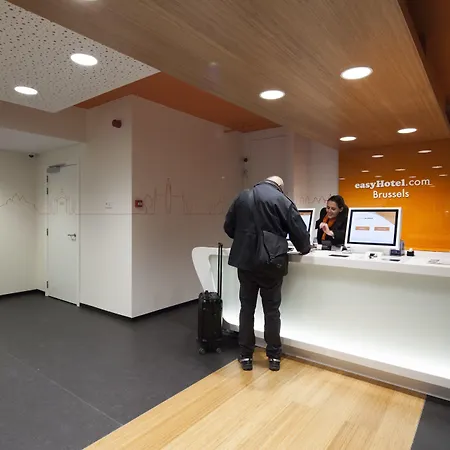 Easyhotel Brussels City Centre-2